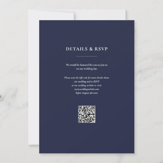 Monogram Navy Blue und Gold QR Code Hochzeit Einladung (Rückseite)