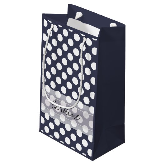 Monogram Navy Blue White Trendy Polka Dot Pattern Kleine Geschenktüte (Rückseite Schrägansicht)