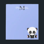 Monogram Niedlich Sitting Panda Personalisiert Blu Notizblock<br><div class="desc">Monogram Niedlich Sitting Panda Personalisiert Blue Notepads verfügt über einen niedlichen Panda Bär,  der auf blauem Hintergrund auf dem Boden sitzt. Personalisieren Sie Ihre Monografie und Ihren Namen,  indem Sie den Text in den dafür vorgesehenen Textfeldern bearbeiten. Entworfen von ©Evco Studio www.zazzle.com/store/evcostudio</div>