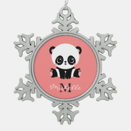 Monogram Niedlich Sitting Panda Personalisiert Schneeflocken Zinn-Ornament
