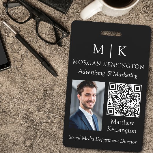 Monogram oder Add Logo Business Black QR Code Foto Ausweis