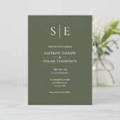 Monogram Olive Green QR Code Hochzeit Einladung (Stehend Vorderseite)
