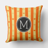 Monogram Orange Stripes Modernes Herzmuster Kissen (Rückseite)