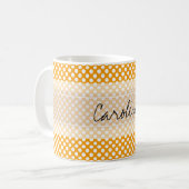 Monogram Orange White Trendy Fun Polka Dot Muster Kaffeetasse (Vorderseite Links)