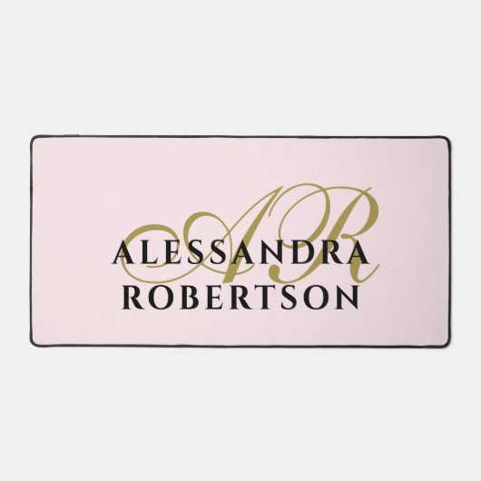 Monogram Pastel Pink Minimalist Stylish Gold Black Schreibtischunterlage (Vorderseite)