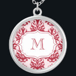 Monogram Pendant Initials Necklace Red Damask Versilberte Kette<br><div class="desc">Monogram Pendant Initials Nekklace Red Damask. Personalisiertes Weihnachtsbild Pendant Moderne Niedliche Ketten mit rotem Damast-Muster und elegantem Label. Personalisieren Sie diesen Anhänger mit Ihrem eigenen Text,  Monogramm,  Initialen,  Datum,  um ein einzigartiges Weihnachtsgeschenk für Ihre Familie und Freunde zu schaffen! Ändern Sie einfach den Text in Ihren Text!:)</div>