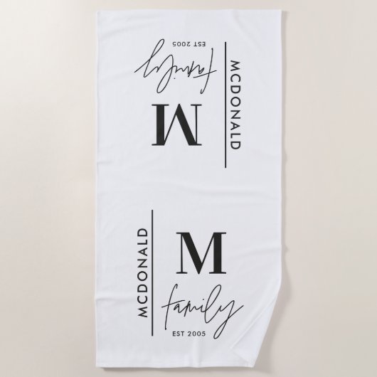Monogram personalisiert moderne Minimal-Chic-Famil Strandtuch (Vorderseite)