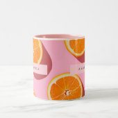 Monogram Personalisiert Orange Slice Muster Zweifarbige Tasse (Mittel)
