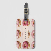 Monogram Personalisiert Pink Donut Pattern Gepäckanhänger (Vorderseite Vertikal)