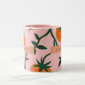 Monogram Personalisiert Retro Tomato Vine Muster Zweifarbige Tasse (Mittel)