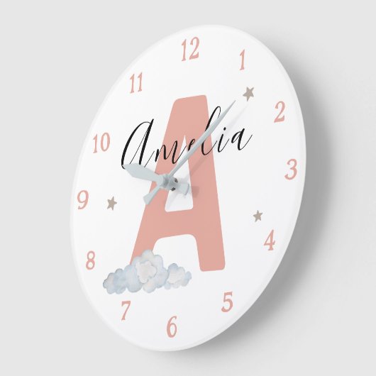 Monogram Pink Baby Initial Name Nursery Wall Große Wanduhr (Winkel)