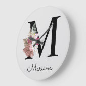Monogram Pink Boho Girly Floral Initial Große Wanduhr (Winkel)