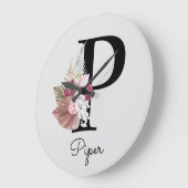 Monogram Pink Boho Girly Floral Initial P Große Wanduhr (Winkel)