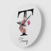 Monogram Pink Boho Girly Floral Initial t Große Wanduhr (Winkel)