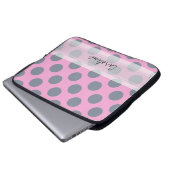 Monogram Pink Grey Chic Polka Dot Pattern Laptopschutzhülle (Vorne Knopf)