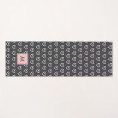 Monogram Pink Heart Pattern  Yogamatte (Vorderseite (Horizontal))