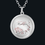 Monogram Pink Peach Shiny Hearts Geometric Elegant Versilberte Kette<br><div class="desc">Monogram Pink Peach Shiny Hearts Geometric Elegant Silver Plated Necklace. Einzigartiges,  schönes,  stilvolles Design. Leicht personalisiert zu sein. Schriftart Stil,  Größe und Farben können geändert werden. Matching-Elemente verfügbar.</div>
