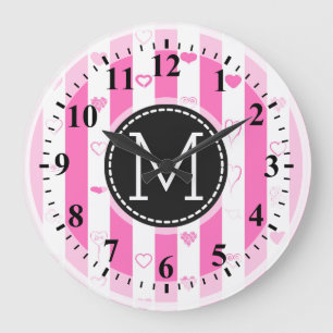 Monogram Pink Stripes Modernes Herzmuster Große Wanduhr