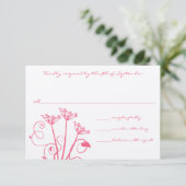 Monogram Pink Wild Blume Wedding RSVP Karte (Stehend Vorderseite)