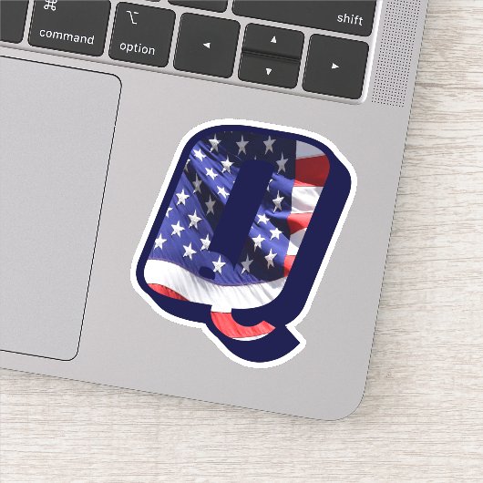 Monogram Q American Flag Letter Q Initial USA Aufkleber (Detail)