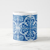 Monogram R, Classic Blue Tile Design Jumbo-Tasse (Vorderseite)