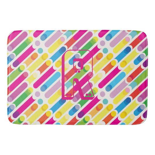 Monogram Rainbow Diagonal Lines Muster Pop Art Badematte (Vorderseite)