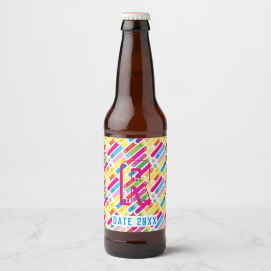 Monogram Rainbow Diagonal Lines Muster Pop Art Bierflaschenetikett (Vorderseite)