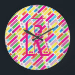 Monogram Rainbow Diagonal Lines Muster Pop Art Große Wanduhr<br><div class="desc">Monogram Rainbow Diagonal Lines Muster Pop Art Trendy Design for All Occassion,  Holiday,  Birthday Party,  Anniversary - Geschenke und Geschenke,  mit Monogram Text Vorlage. Sommerurlaub. Rot,  Blau,  Rosa,  Gelb,  Violett,  Magenta,  Grün - Abstrakte Farben.</div>