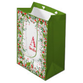 Monogram Red Christmas Mittlere Geschenktüte (Vorderseite Schrägansicht)