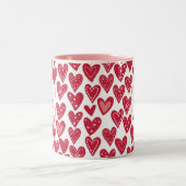 Monogram Red Valentine Herzmuster Zweifarbige Tasse (Mittel)