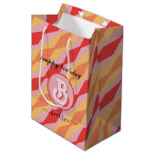 Monogram Retro Hippie 70er Pink Geometric Pastell Mittlere Geschenktüte (Vorderseite Schrägansicht)