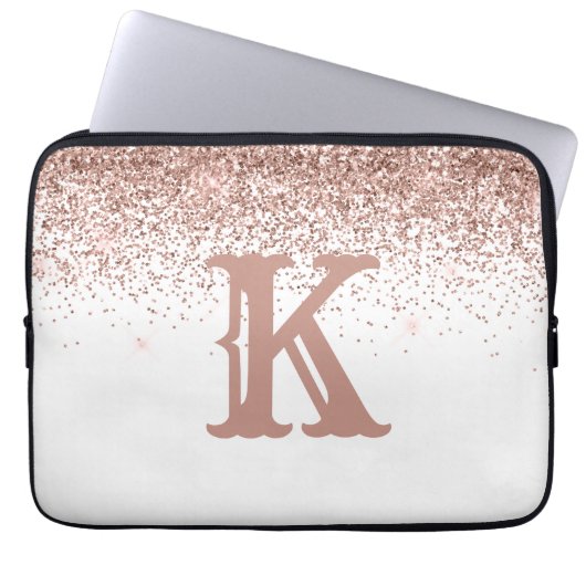Monogram Rose Gold Glitzer Girl Personalisiert Laptopschutzhülle (Vorderseite)