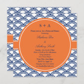 Monogram Royal Blue Seigaiha Pattern mit Orange Einladung (Vorne/Hinten)