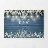 Monogram Rustic String Lights Floral Foto Wedding Dreifach Gefaltete Einladung (Cover)