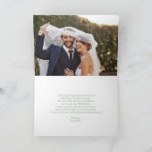 Monogram Sage Green Leaf Wedding Foto Vielen Dank Karte (Innenseite)