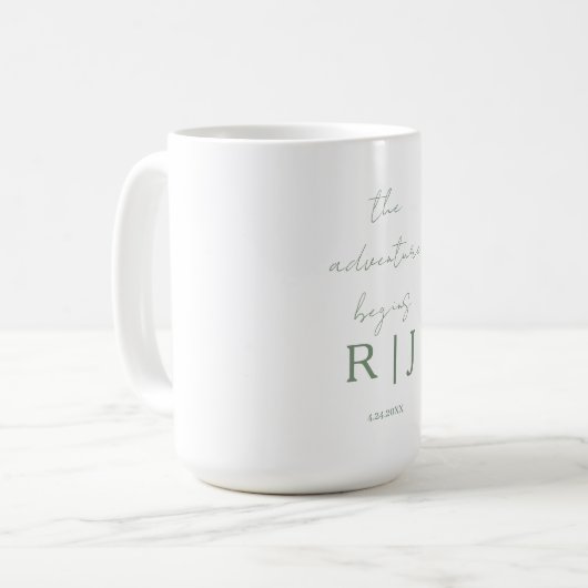 Monogram Sage Green Quote Adventure Begins Wedding Kaffeetasse (Vorderseite Links)