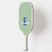 Monogram Salbei Blau, modern minimalistisch Pickleball Schläger (Links)