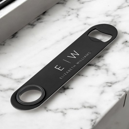 Monogram Schwarz-weiß Modernes Minimalistisches El Speed Flaschenöffner