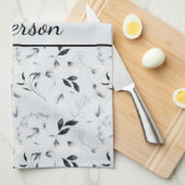 Monogram Schwarz-weiß Silver Grey Floral Blätter Geschirrtuch (Viertel Falte)