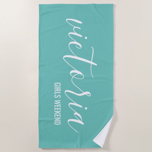Monogram Script Aquamarin Beach Handtuch (Vorderseite)