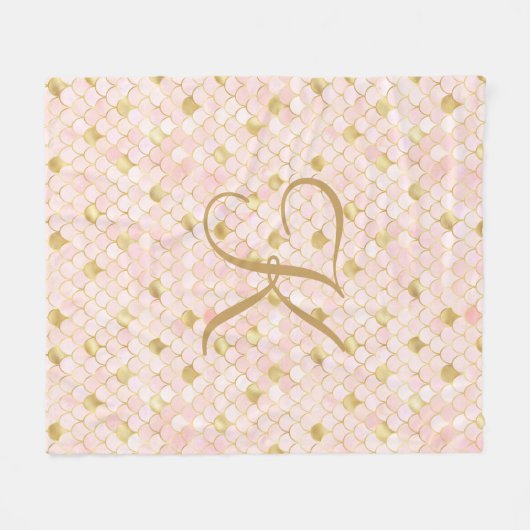 Monogram Script Blush Pink Gold Mermaid Scales Fleecedecke (Vorderseite (Horizontal))