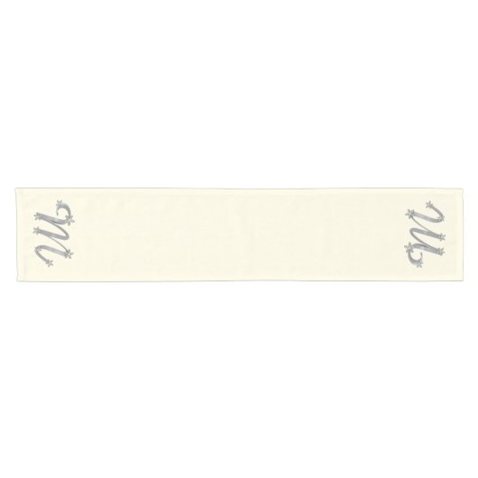 Monogram Silver Letter M Cremetisch Runner Kurzer Tischläufer (Horizontal)