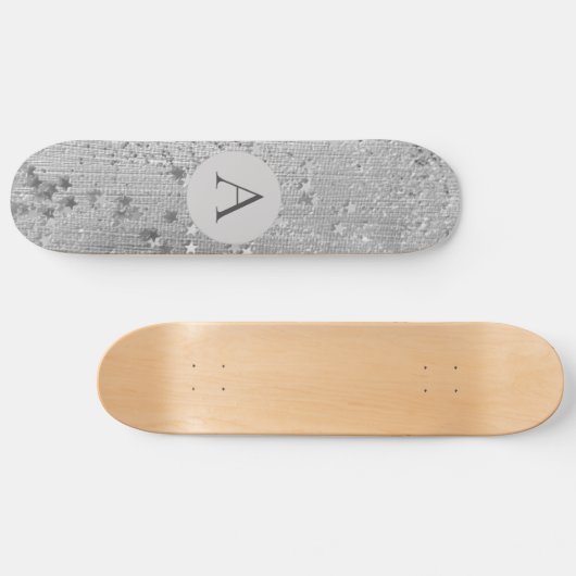 Monogram Silver Stardust Glitzer auf Silver Burlap Skateboard (Horizontal)