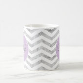 Monogram Silver Zickzack Pattern Lavendel Lila Kaffeetasse (Mittel)