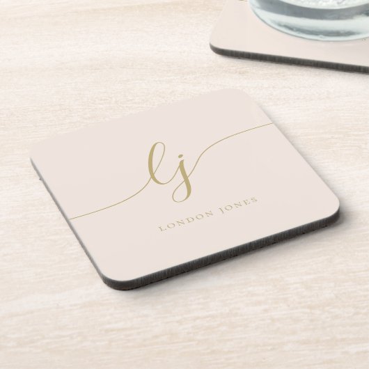 Monogram Simple Elegance Calligraphy Blush Gold Getränkeuntersetzer (Linke Seite)