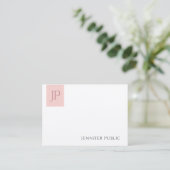 Monogram Simple Template Blush Pink White Elegant Visitenkarte (Stehend Vorderseite)