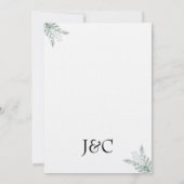Monogram Soft White Eucalyptus Wedding Einladung (Rückseite)