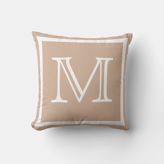 MONOGRAM Solid Tan taupe schlichtes Kissen (Vorderseite)