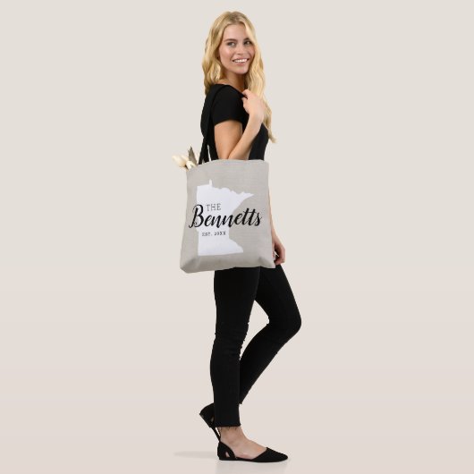 Monogram Staat Tote Bag der Minnesota-Familie Tasche (Am Model)