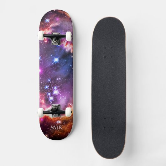 Monogram Starry Wingtip von Small Magellanic Cloud Skateboard (Vorderseite)